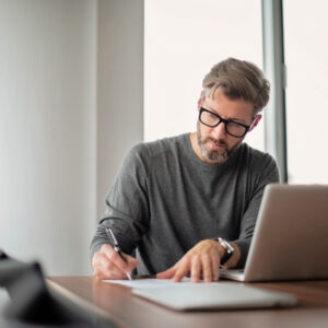 Asiakastarina: Palkeet digitalisoi työajanhallintansa Linkityn avulla